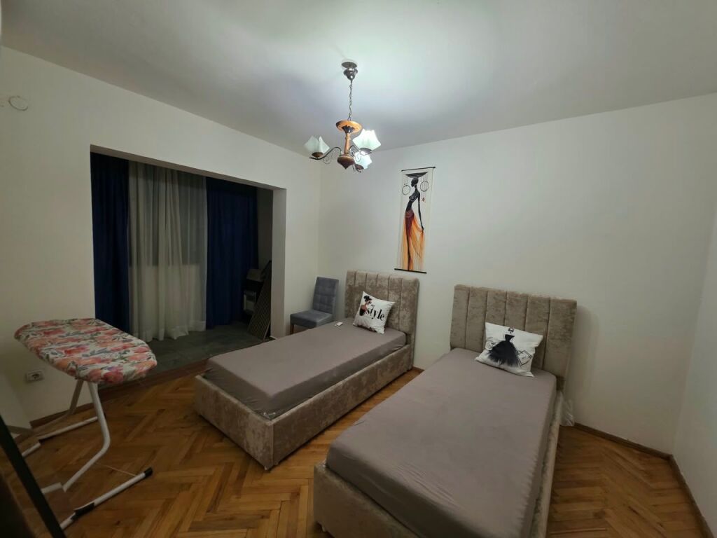 Appartamento 2+1 in affitto a Sheshi Skënderbej, Tirana, 100 m². Foto 3 di 3