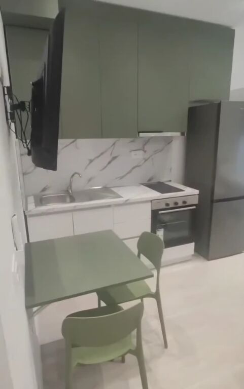 Garsoniere me qera në Porcelan, Tiranë, 35 m². Foto 2 nga 3