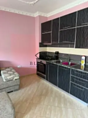 Appartamento 1+1 in affitto a Shkëmbi i Kavajës, Durazzo, 60 m². Foto 3 di 8
