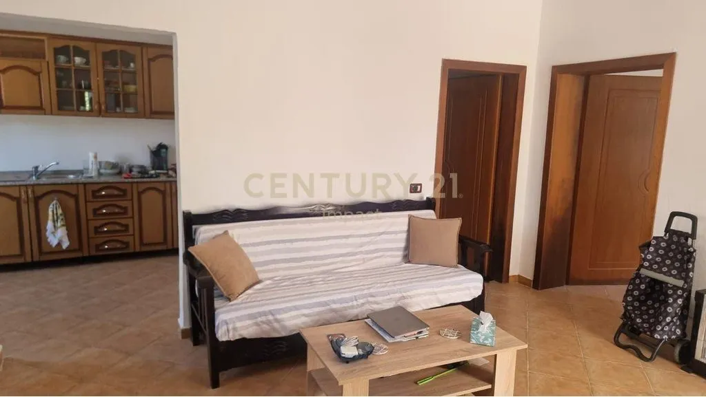 Casa indipendente 2+1 in affitto a Lapraka, Tirana, 103 m². Foto 1 di 10