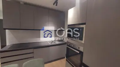 Apartament 1+1 me qera në Komuna e Parisit, Tiranë, 70 m². Foto 1 nga 6