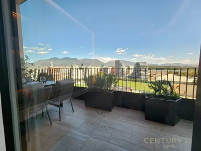 Apartment 1+1 for rent in Kompleksi Dinamo, Tirana, 70 m². Photo 9 of 12