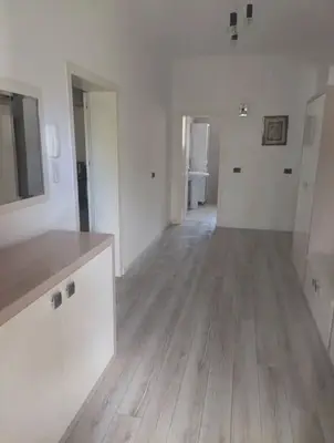 Shtëpi private 2+1 me qera në Rruga Mihal Grameno, Tiranë, 150 m². Foto 5 nga 9
