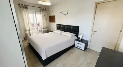 Apartament 2+1 me qera në 21 Dhjetori, Tiranë, 107 m². Foto 6 nga 9