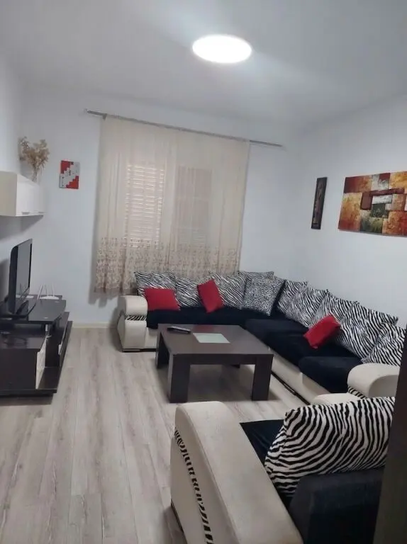 Appartamento 2+1 in affitto a Tregu Elektrik, Tirana, 149 m²