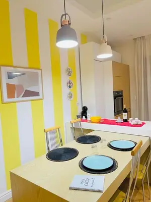 Apartament 2+1 me qera në Rruga Myslym Shyri, Tiranë, 100 m². Foto 2 nga 11