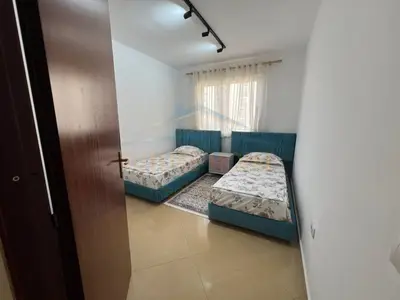 Appartamento 2+1 in affitto a Rruga Bardhok Biba, Tirana, 85 m². Foto 6 di 8