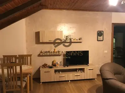 Apartament 3+1 me qera në Xhamlliku, Tiranë, 120 m². Foto 2 nga 8