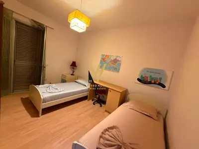 Apartament 3+1 me qera në Inxhinieria, Tiranë, 170 m². Foto 5 nga 8