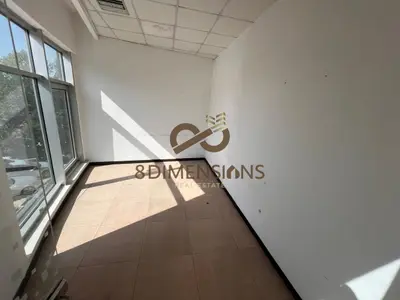 Office for rent in Rruga e Kavajës, Tirana, 210 m². Photo 3 of 4