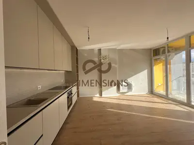 Appartamento 2+1 in affitto a Bulevardi Zogu I, Tirana, 106 m². Foto 1 di 4
