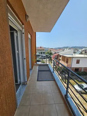 Appartamento 2+1 in affitto a Rruga Juba, Durazzo, 92 m². Foto 3 di 12