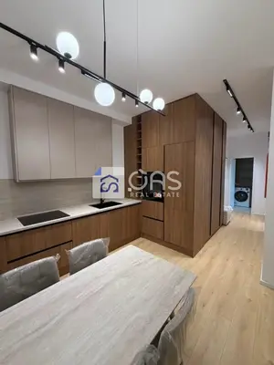 Appartamento 1+1 in affitto ad Ali Dem, Tirana, 65 m². Foto 2 di 6