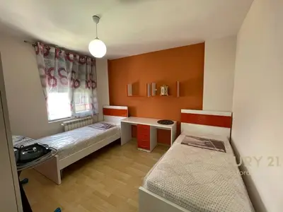 Appartamento 2+1 in affitto a Rruga Petro Nini Luarasi, Tirana, 83 m². Foto 4 di 8