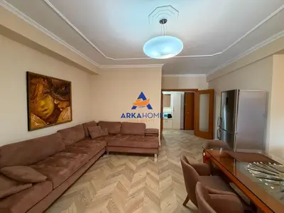 Appartamento 4+1 in affitto ad Ish Ekspozita, Tirana, 140 m². Foto 1 di 11