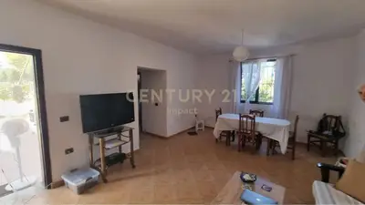 House 2+1 for rent in Spitali Ushtarak, Tirana, 103 m². Photo 4 of 9