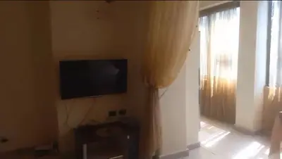 Appartamento 2+1 in affitto ad Inxhinieria, Tirana, 90 m². Foto 4 di 4