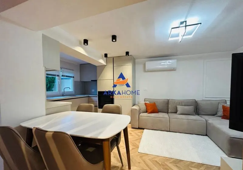 Appartamento 2+1 in affitto a Tregu Elektrik, Tirana, 70 m²