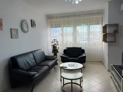 Apartment 2+1 for rent in Rruga Mujo Ulqinaku, Durrës, 87 m². Photo 2 of 10