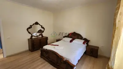 Vilë 2+1 me qera në Rruga Vellazerimi, Durrës, 100 m². Foto 9 nga 12