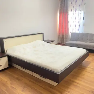 Apartament 1+1 me qera në Profarma, Tiranë, 70 m². Foto 4 nga 6