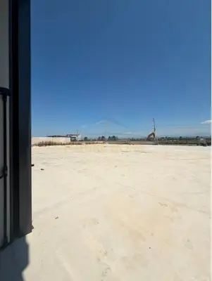 Magazinë me qera në Fllake, Durrës, 200 m². Foto 5 nga 7
