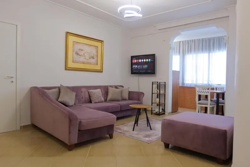 Appartamento 2+1 in affitto ad Ish Ekspozita, Tirana, 76 m²