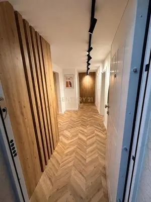 Apartament 2+1 me qera në Tregu Elektrik, Tiranë, 90 m². Foto 8 nga 9