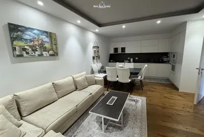 Villa for rent in Laknas, Kamëz, 300 m². Photo 3 of 9