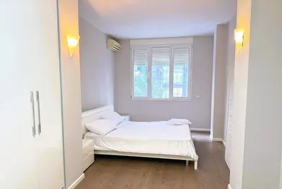 Appartamento 1+1 in affitto a Blloku, Tirana, 75 m². Foto 3 di 4