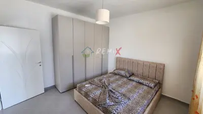 Casa indipendente 2+1 in affitto a Muzeu i Dëshmorëve, Durazzo, 150 m². Foto 4 di 12