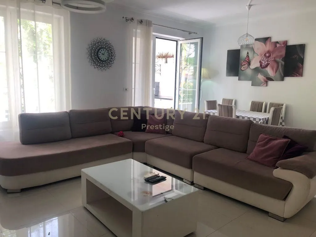 Apartment 2+1 for rent in Don Bosko, Tirana, 90 m². Photo 1 of 8