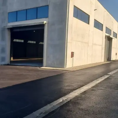 Magazzino in affitto a Porto Romano, Durazzo, 400 m². Foto 1 di 5