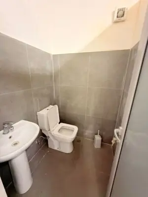 Magazzino in affitto a Shkozet, Durazzo, 650 m². Foto 5 di 6