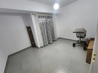 Apartament 2+1 me qera në Rruga Mujo Ulqinaku, Durrës, 90 m². Foto 6 nga 11