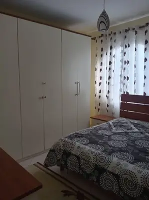 Apartament 2+1 me qera në Qendra Globe, Tiranë, 100 m². Foto 5 nga 8