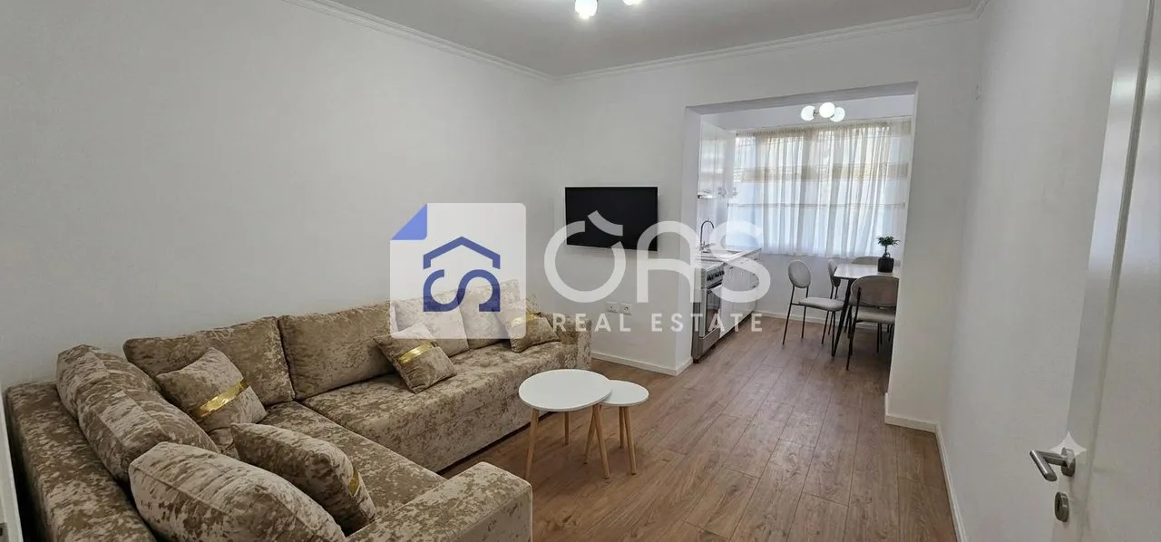 Appartamento 1+1 in affitto a Zogu i Zi, Tirana, 60 m². Foto 1 di 5