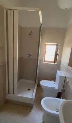 Apartament 2+1 me qera në Rruga Hoxha Tahsim, Tiranë, 63 m². Foto 2 nga 3