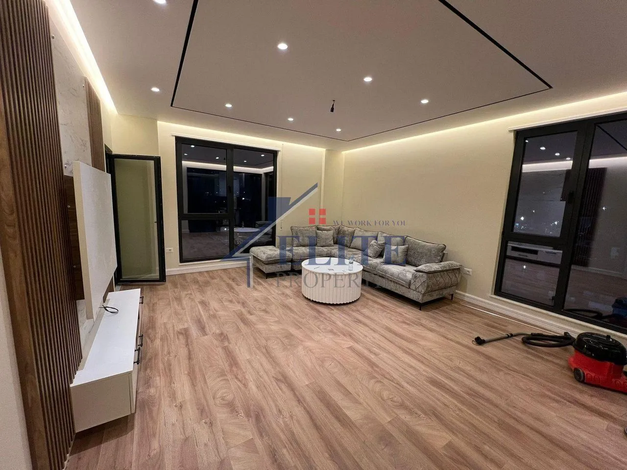 Apartment 3+1 for rent in Porcelan, Tirana, 135 m². Photo 1 of 8