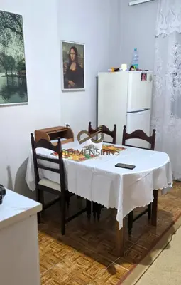 Apartament 1+1 me qera në Restorant Durrësi, Tiranë, 80 m². Foto 2 nga 4