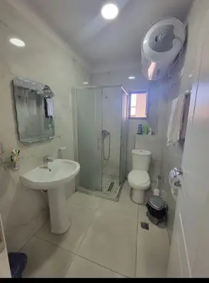 Apartament 1+1 me qera në Rruga e Dibrës, Tiranë, 60 m². Foto 5 nga 5