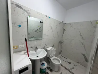 Monolocale in affitto a Galaktik, Durazzo, 40 m². Foto 1 di 5