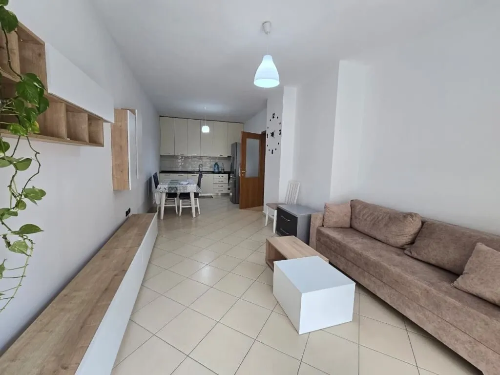 Apartament 2+1 me qera në Vollga, Durrës, 90 m². Foto 1 nga 10