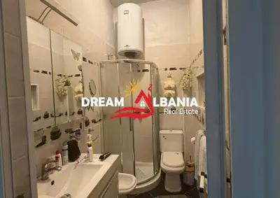 Apartament 2+1 me qera në Blloku, Tiranë, 100 m². Foto 7 nga 7