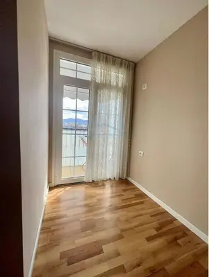 Appartamento 1+1 in affitto a Myslym Shyri, Tirana, 94 m². Foto 6 di 8