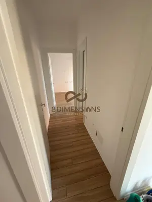 Dyqan me qera në Rruga e Kavajës, Tiranë, 114 m². Foto 1 nga 7