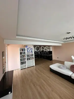 Apartament 2+1 me qera në Rruga Dritan Hoxha, Tiranë, 140 m². Foto 4 nga 5