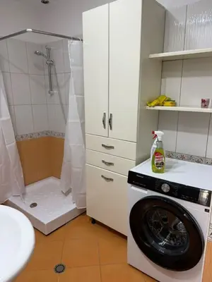 Apartament 2+1 me qera në Rruga Mujo Ulqinaku, Durrës, 100 m². Foto 11 nga 12