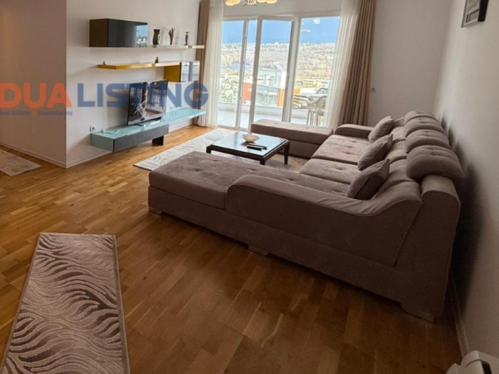 Appartamento 2+1 in affitto a Liqeni i Thatë, Tirana, 110 m². Foto 1 di 3