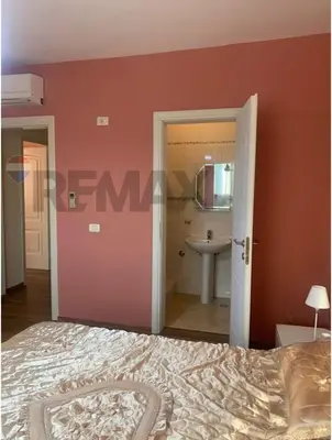 Apartament 2+1 me qera në Rruga Jeronim de Rada, Tiranë, 100 m². Foto 5 nga 9